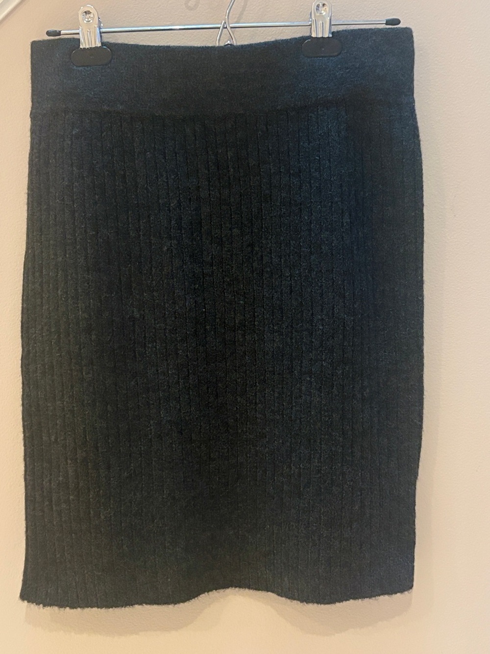 Terranova Italian Brand Charcoal Grey Ribbed Knit Skirt - NWT L